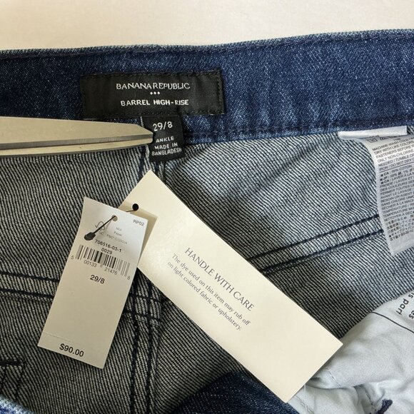 Banana Republic Factory High Rise Barrel Ankle Jean NWT 29/8 - Picture 3 of 5